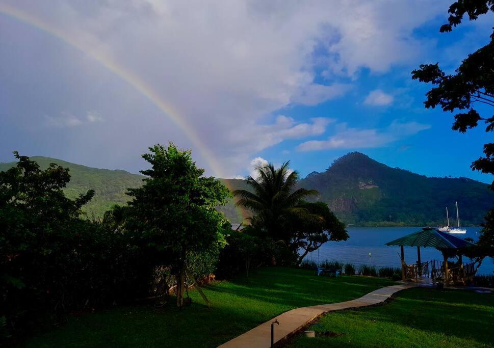 Raiatea, Opoa, Fare Reve, Bord De Mer Villa Exterior photo