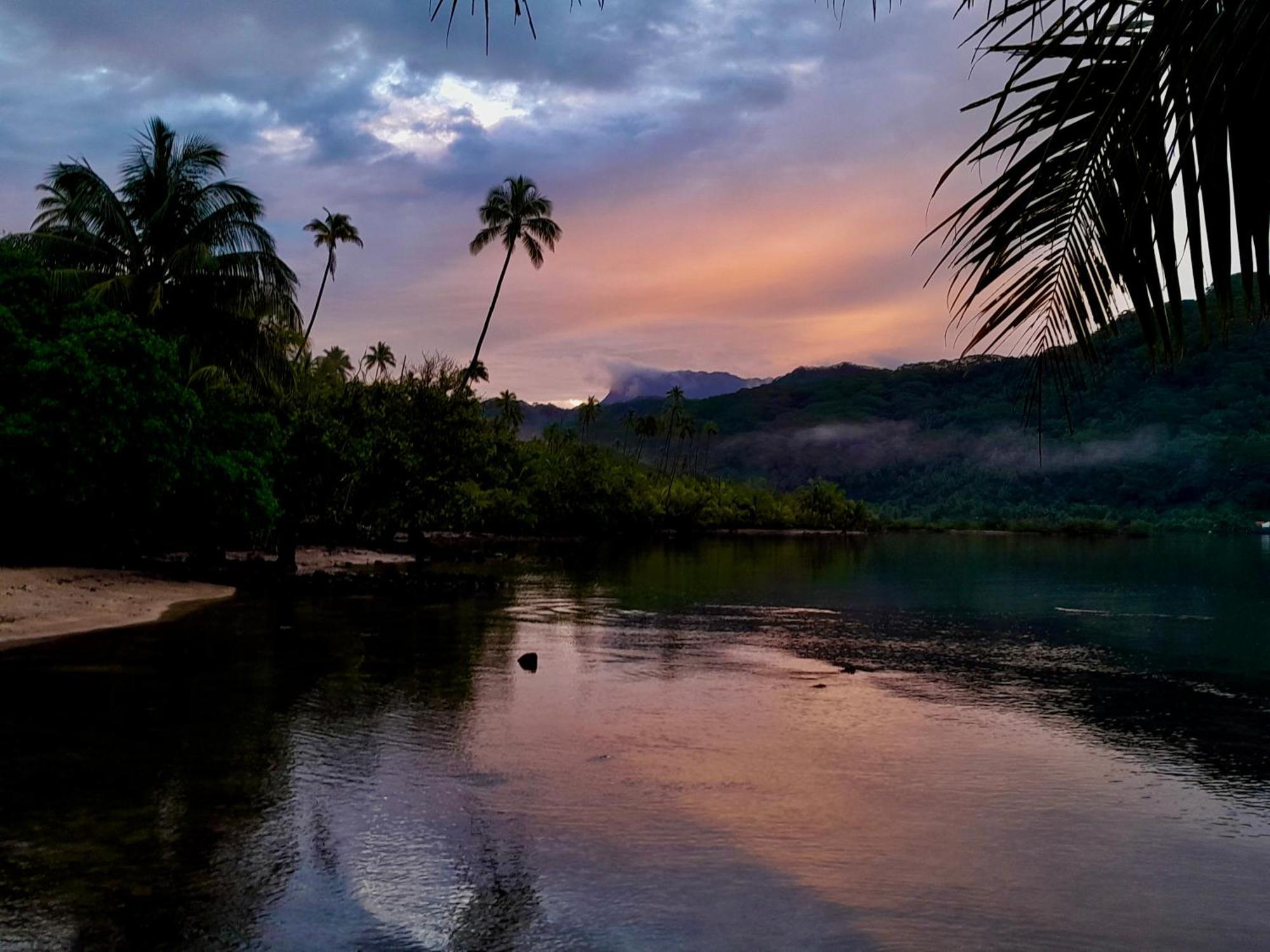 Raiatea, Opoa, Fare Reve, Bord De Mer Villa Exterior photo